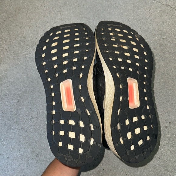 Adidas ultra boost shoes - Picture 5 of 5